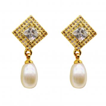 Stylish Square Golden Semiprecious Stone Freshwater Pea...